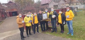 Rămâi PORTRET! Un politician din România și-a trimis oamenii pe teren să îi facă promovare cu...TABLOUL
